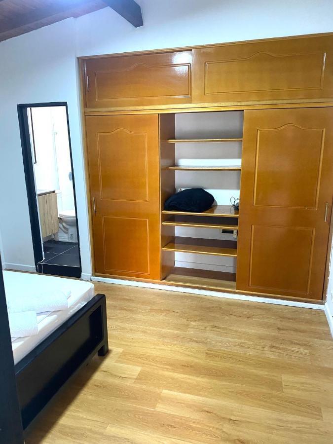 Estadio Apartamentos Medellín Buitenkant foto