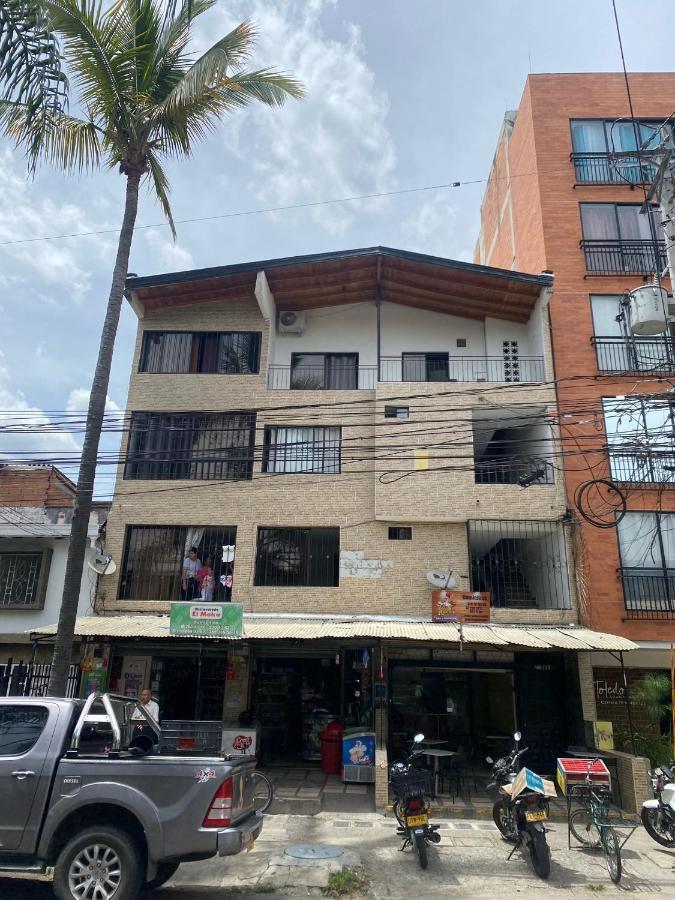 Estadio Apartamentos Medellín Buitenkant foto
